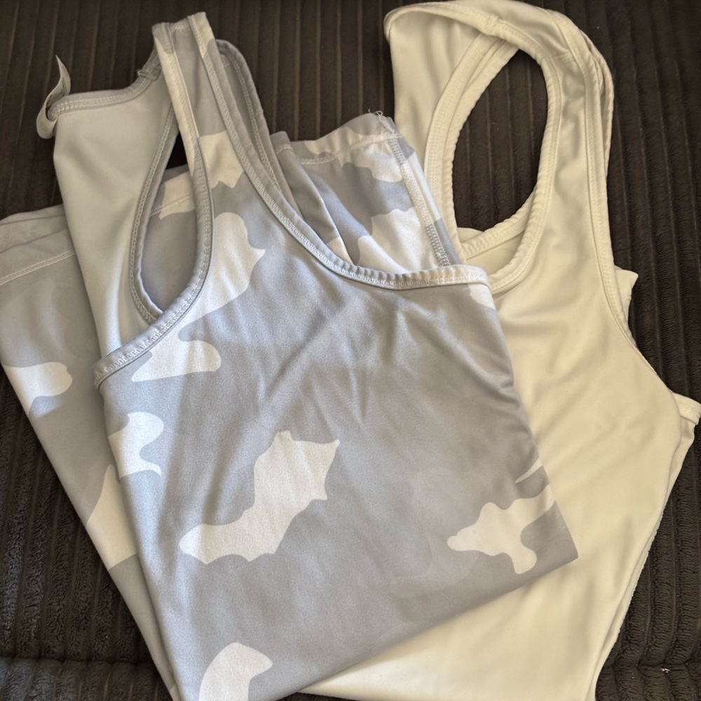 90 Degree By Reflex Gray and White Camouflage Tank Tops